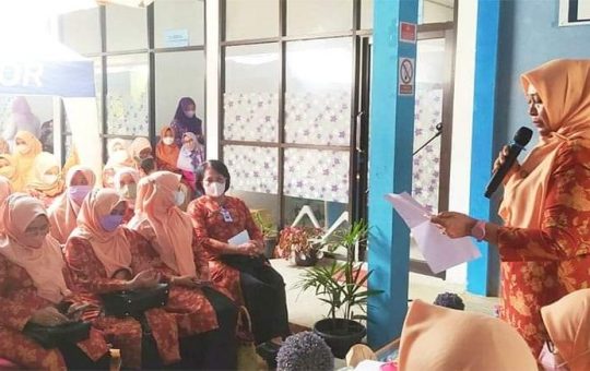 Ibu-ibu Anggota DWP Merangin Divaksin Booster