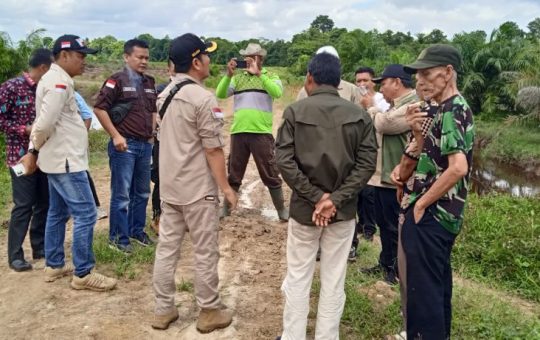 Komisi II DPRD Provinsi Jambi Turun ke Lokasi Rawan Banjir di Kecamatan Air Hitam