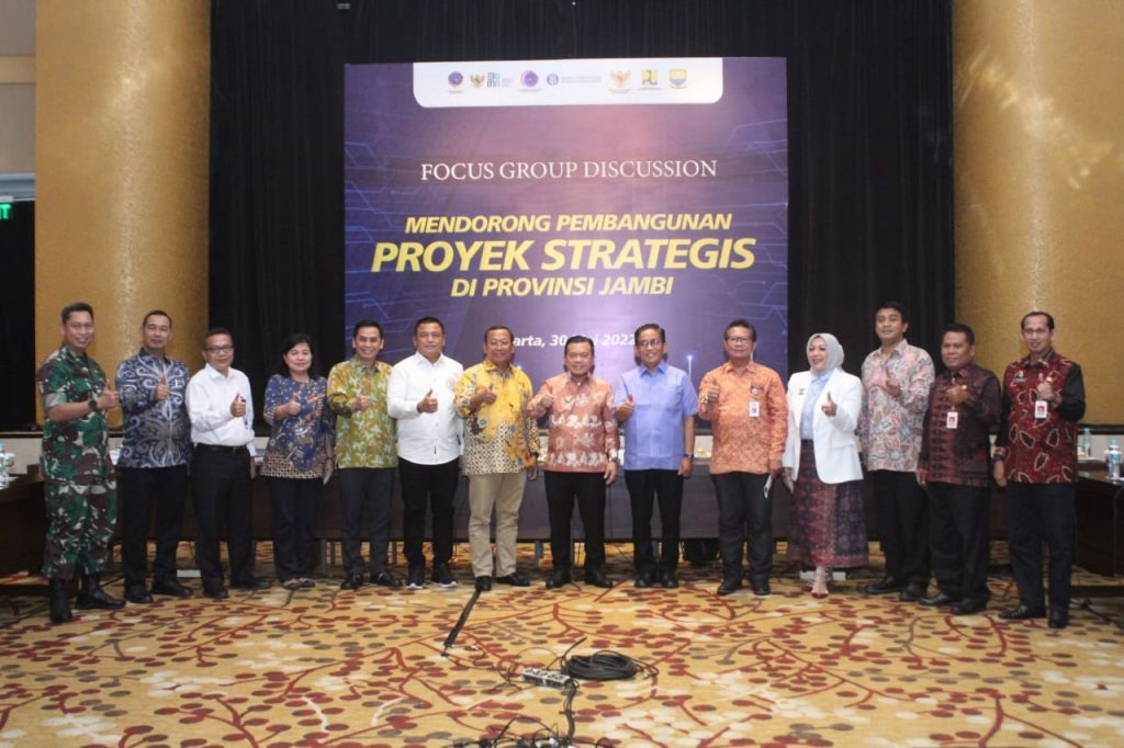 Gubernur Jambi, Al Haris pada Focus Group Discussion (FGD) Pembangunan Proyek Strategis di Provinsi Jambi, bertempat di Hotel Grand Hyaat Kav. 28-30 Jakarta Pusat. (Foto: Harun)