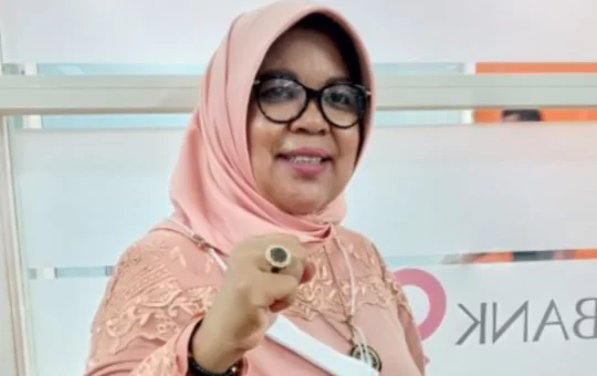 Bangga, Direktur Kepatuhan Bank Jambi Masuk Top 100 Most Outstanding Women 2022