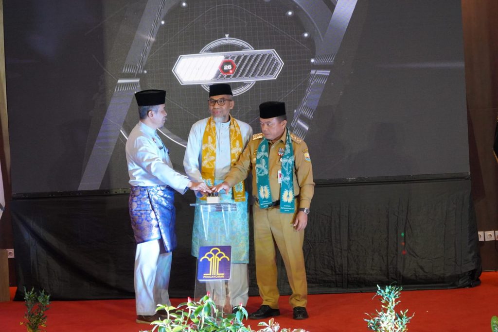 Gubernur Jambi, Al Haris, pada Pembukaan Mobile Intelectual Property Clinic (Klinik Kekayaan Intelektual Bergerak) Provinsi Jambi. (Foto: Novriansah)