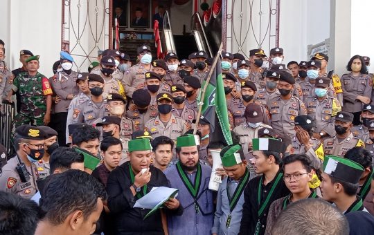 Aksi Damai Gabungan HMI Jambi Terkait Kenaikan BBM dan TDL Berbuntut Panjang