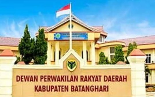 Mustopa Calon PAW Mendiang Hartono DPRD Batang Hari Fraksi Golkar Tegaskan Dirinya Masih Kader Golkar