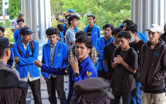 Keterangan Berbeda Soal 2 Excavator PETI, Mahasiswa Desak Kapolda Jambi Turun Tangan